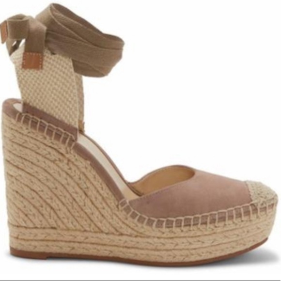 Alindra wedge espadrille pump vince camuto Clearance